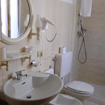 Il Canneto Otel