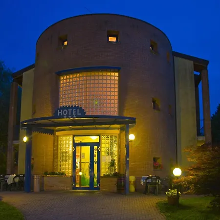 Il Canneto 3* Porto Ceresio