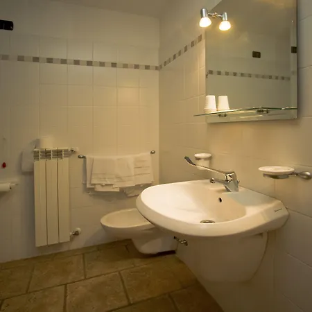 Hotel Il Canneto Porto Ceresio